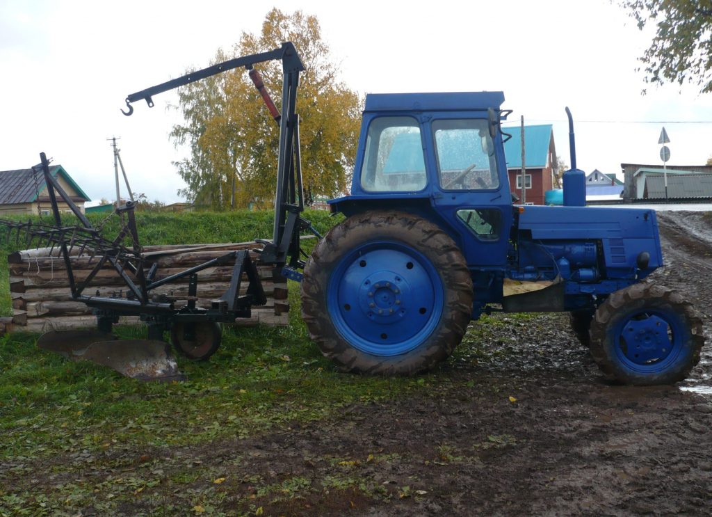 Права на трактор в Кировграде